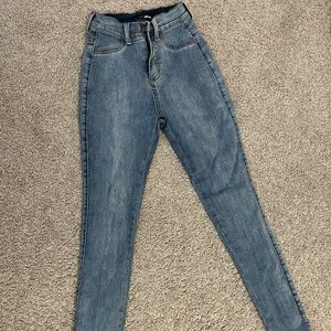 Fashion Nova skinny Jeans